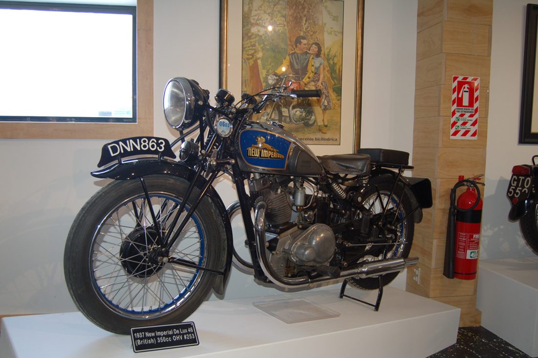 New-Zealand-Classic-Motorcycles-1937-New-Imperial-(11)