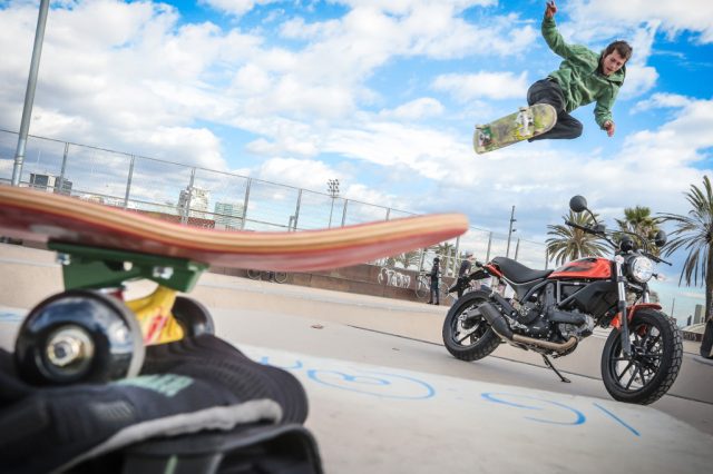 Ducati-Scrambler-Sixty2_7