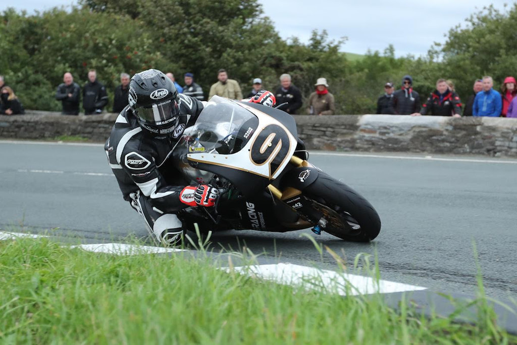 IOM Classic TT Ramping Up - Bike Rider Magazine