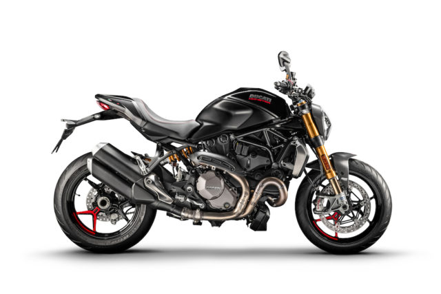 05_DUCATI_MONSTER_1200_S_MY20_UC90910_High