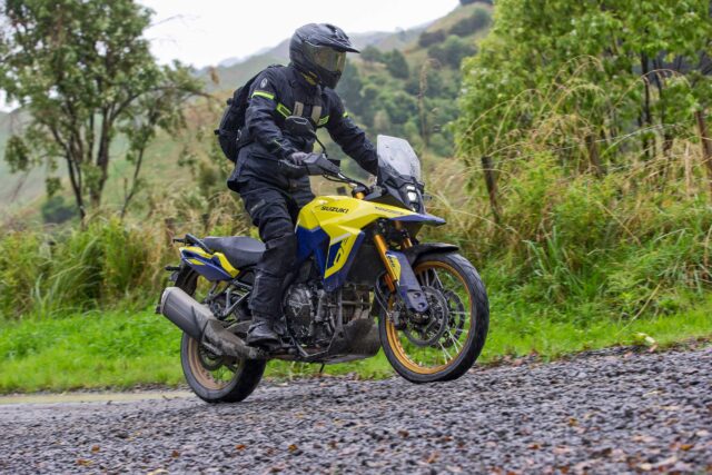 Suzuki-V-Strom-800_action-4 Suzuki v-strom 800 review