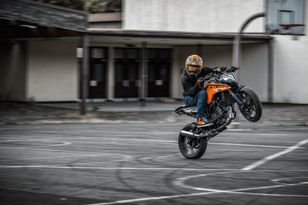 ktm 390 duke review 