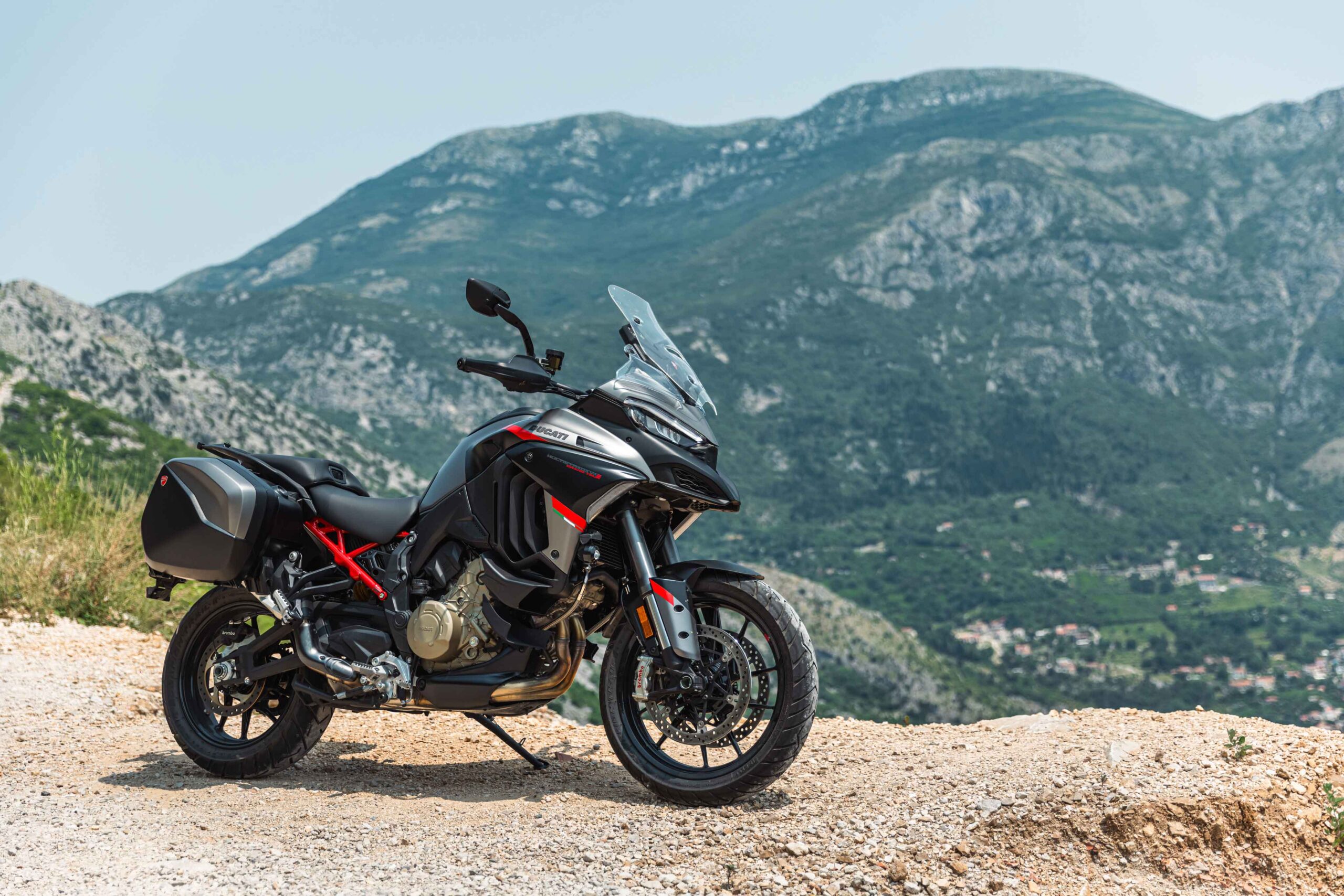 Ducati Multistrada V4 S Grand Tour - Bike Rider Magazine