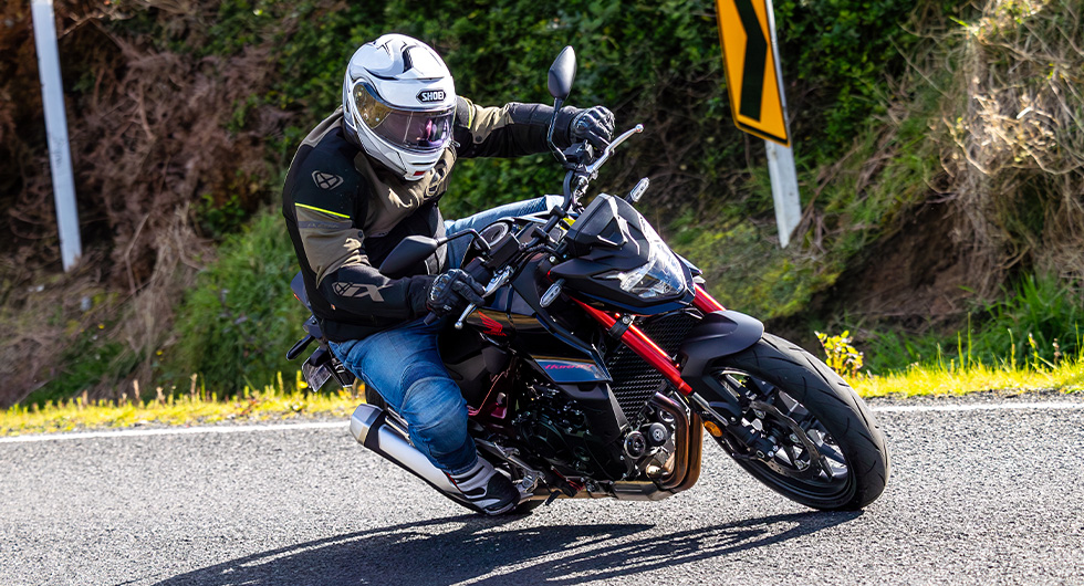 Honda CB750 Hornet review