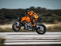 KTM 1390 SUPER DUKE R