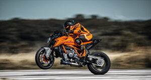 KTM 1390 SUPER DUKE R