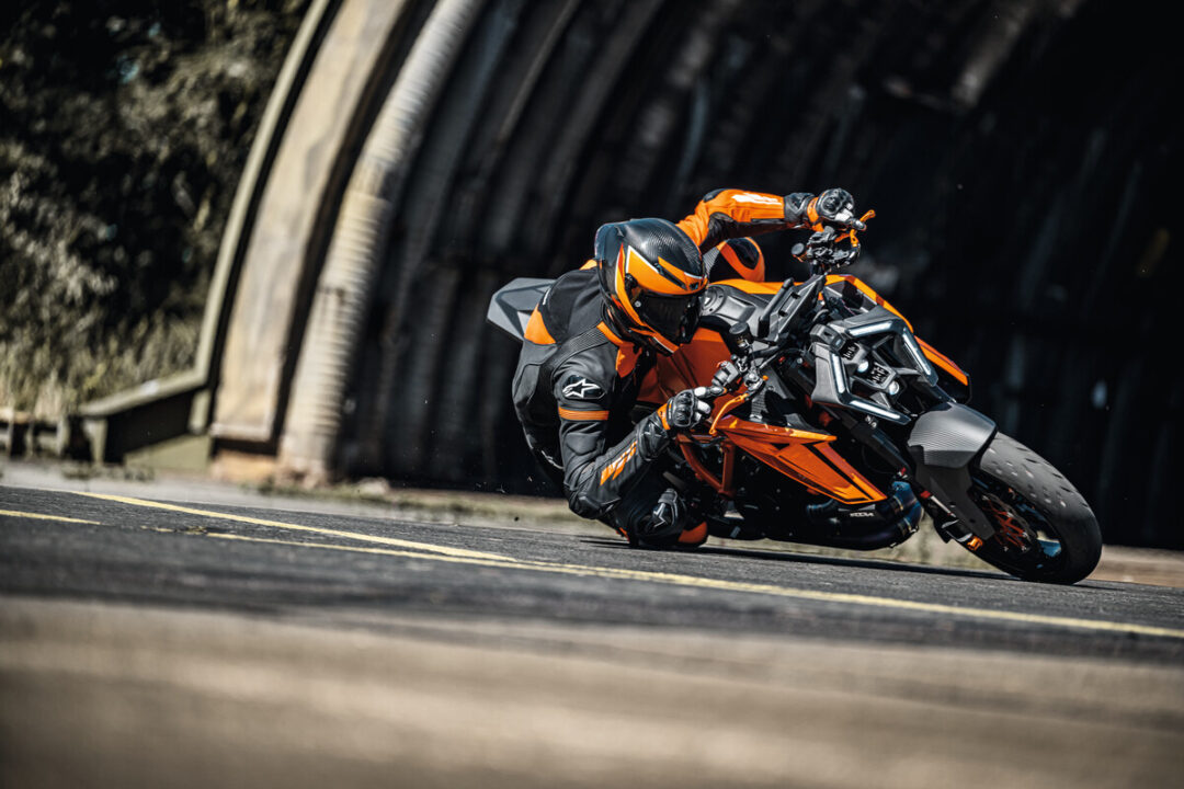 KTM 1390 SUPER DUKE R