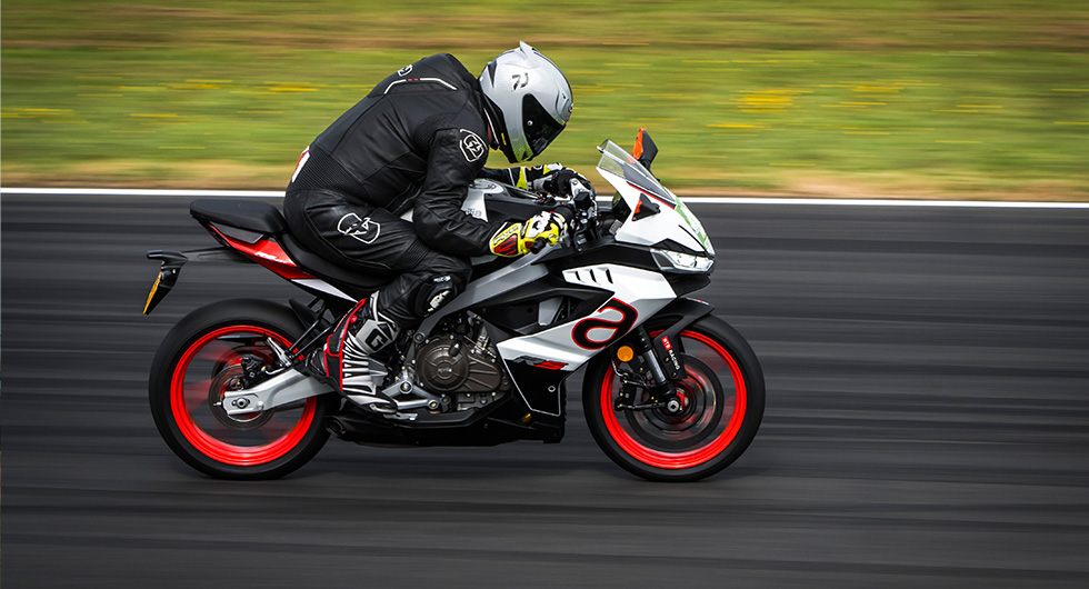 Aprilia-RS457