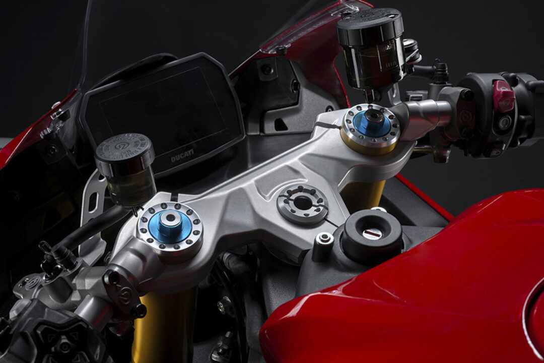 Ducati Panigale V2, Panigale V2S review test