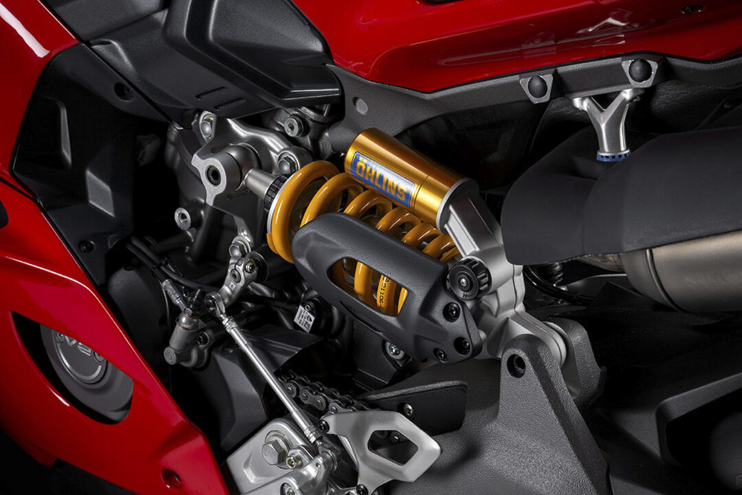 Ducati Panigale V2, Panigale V2S review test