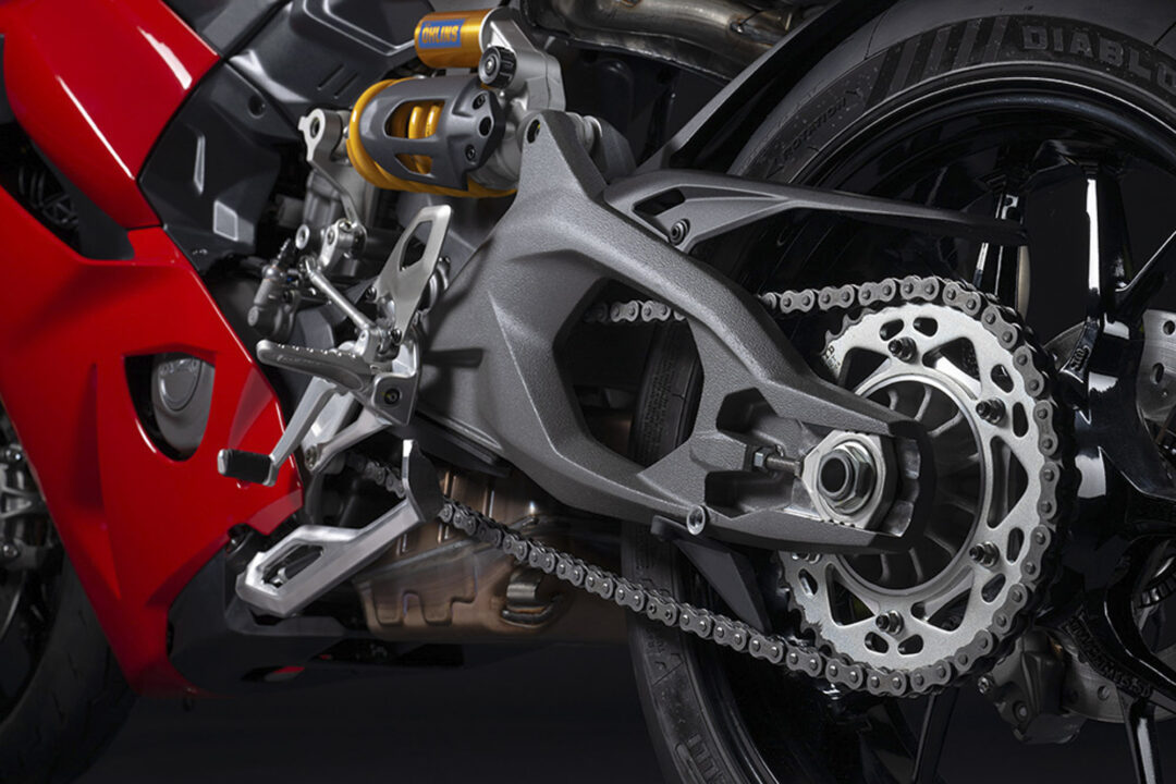 Ducati Panigale V2, Panigale V2S review test