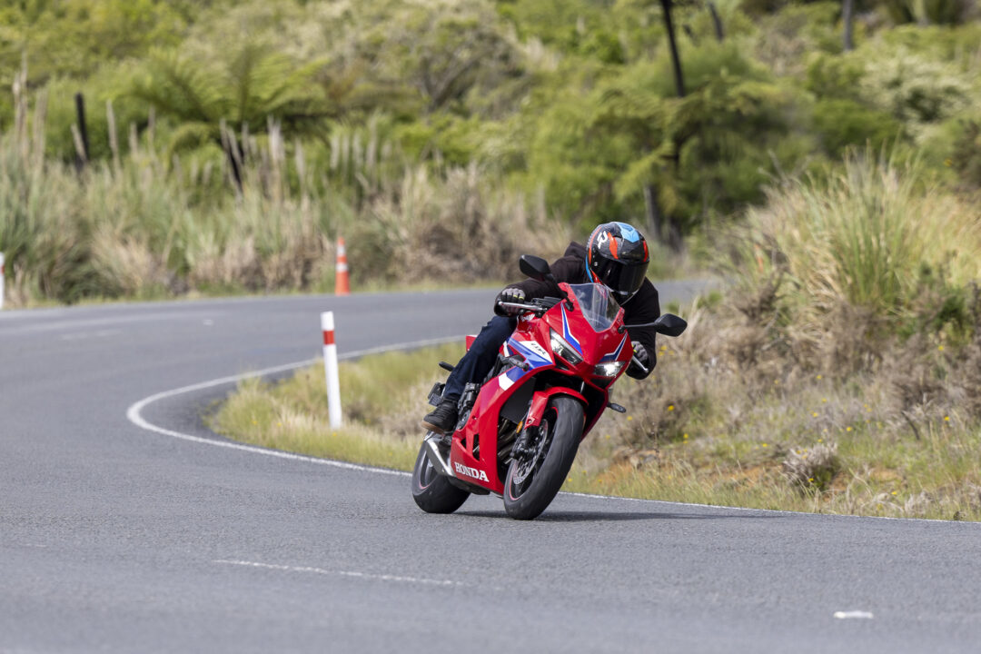2025 Honda CBR650R E-Clutch