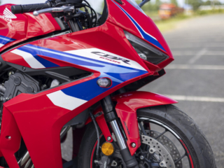 2025 Honda CBR650R E-Clutch
