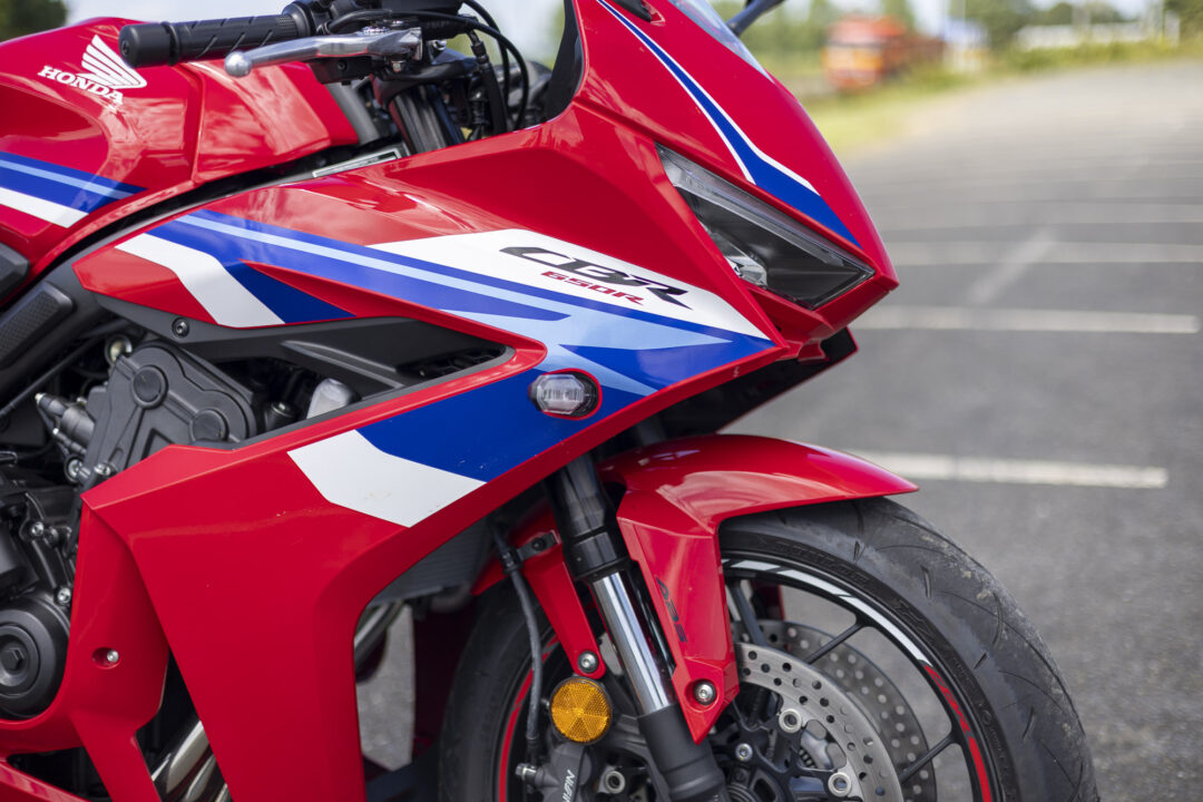 2025 Honda CBR650R E-Clutch