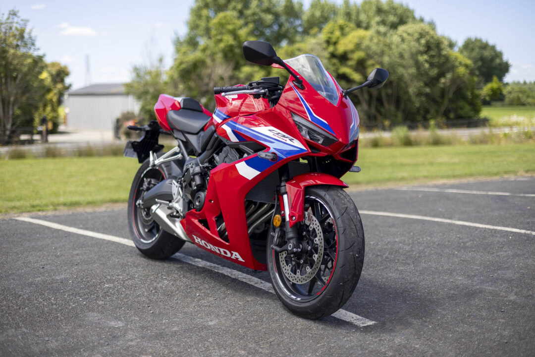 2025 Honda CBR650R E-Clutch