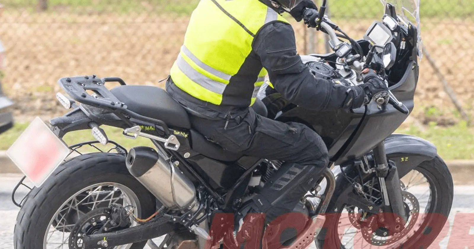 Royal Enfield Himalayan 750