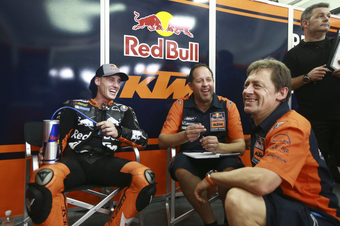 20170130-Pol Espargaro, Paul Trevathan & Mike Leitner Box Sepang 2017