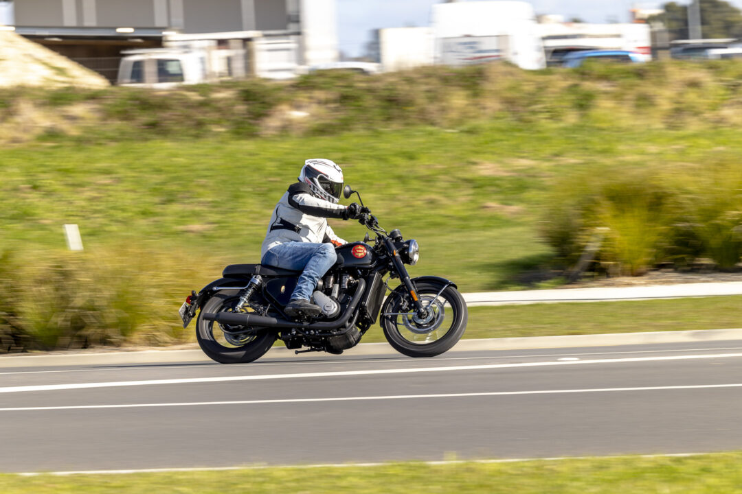 BSA Gold Star action cornering