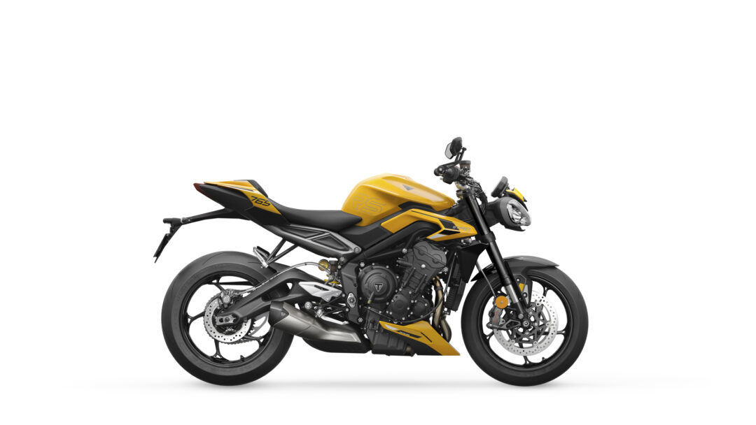 Street-Triple-RS_MY23_Cosmic-Yellow_RHS