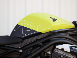 Triumph Speed Triple 1200RX tank