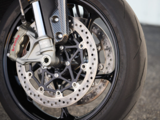 Triumph Speed Triple 1200RX brembo brakes