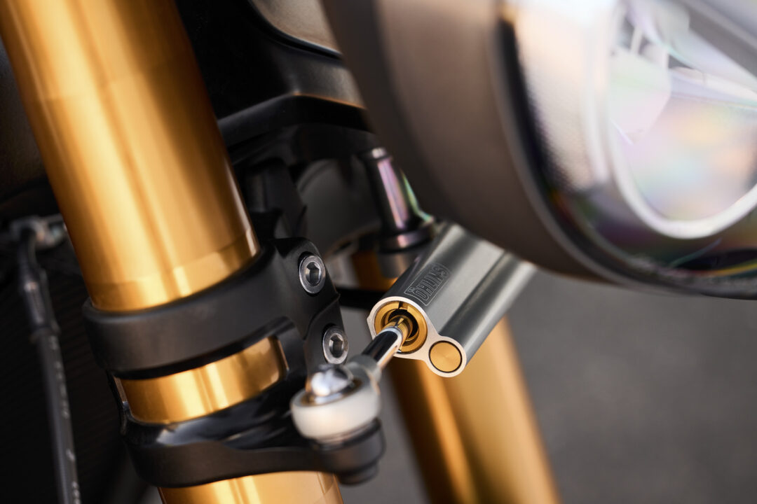 Triumph Speed Triple 1200RX steering damper