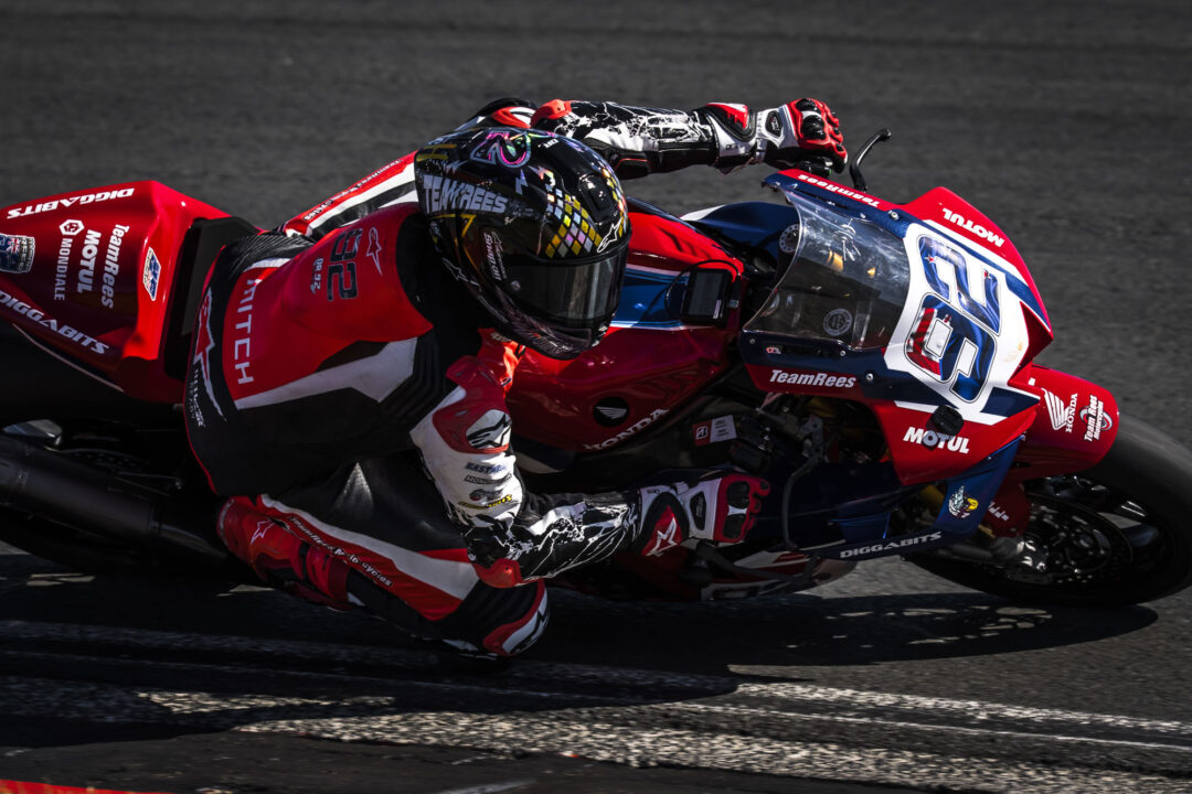 NZSBK racing Mitch Rees Honda superbike