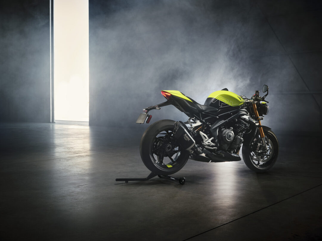 Triumph Speed Triple 1200RX static