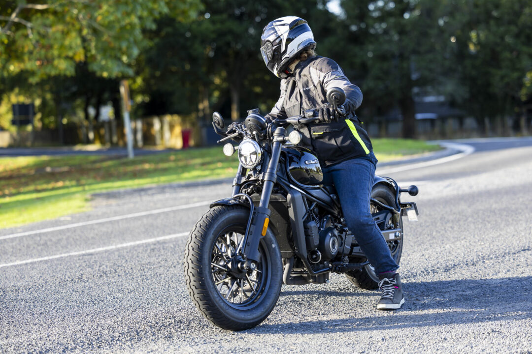 REV'IT! Violet BF Jeans Ladies review, CFMoto CL-C