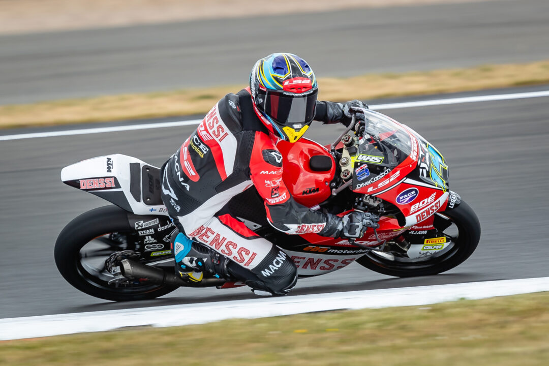 MWP-23.05.25-MotoGP Rd7 Silverstone Fri Moto3 Free Practice 1-1415892-8