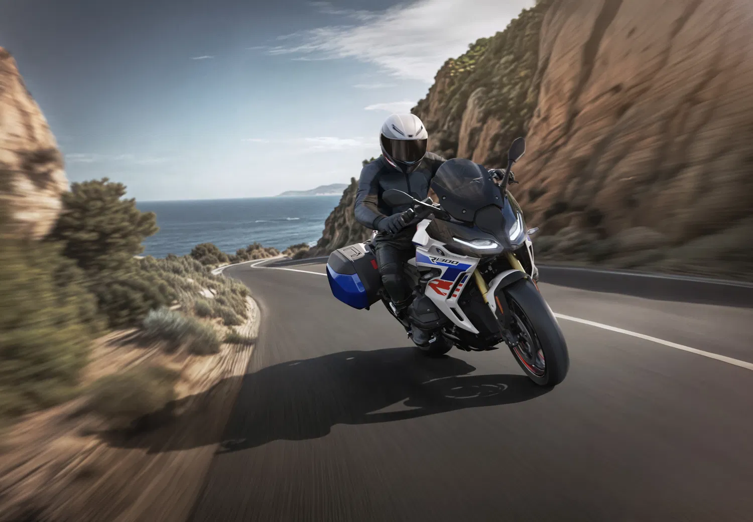 BMW R1300 RS and R1300 RT