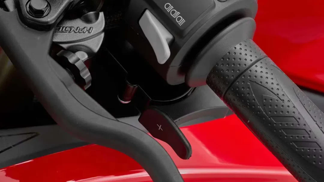 QJ Moto SRK 500 RA