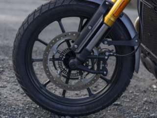 Triumph Scrambler 400X brake