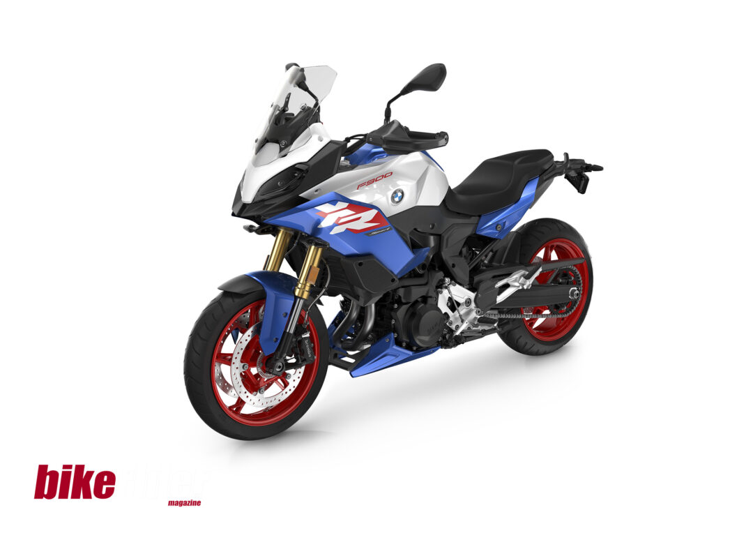 BMW F900XR 2025 model in racing blue and light white color combination with taller windscreen.