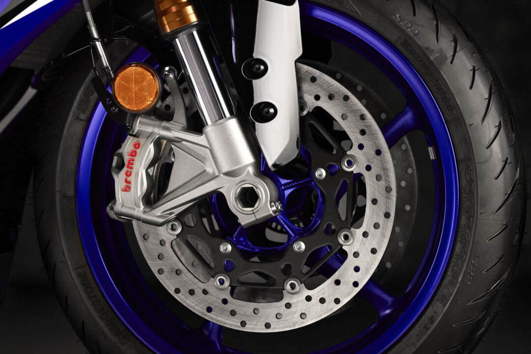 2025_Yamaha_YZF-R9 brakes