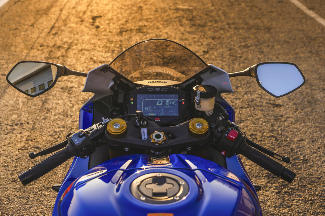 2026 Suzuki GSX-R1000R dash