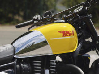 BSA_Scrambler_650 tank