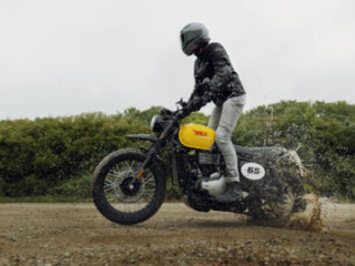 BSA_Scrambler_650 action dirt