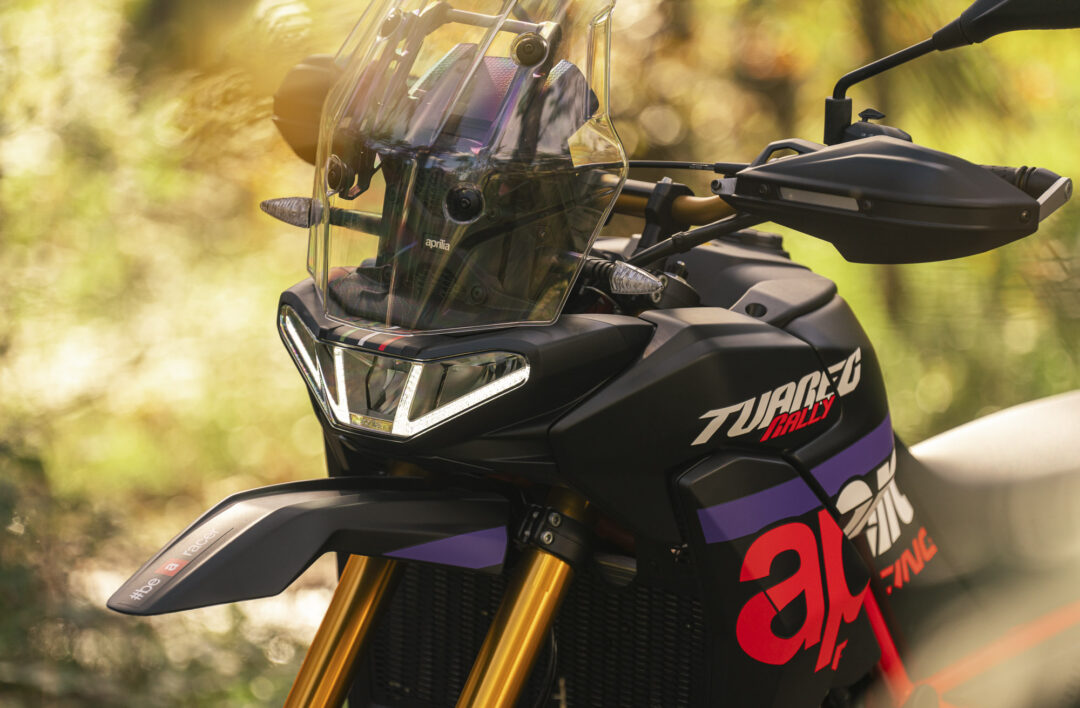 Aprilia Tuareg 660 Rally headlight