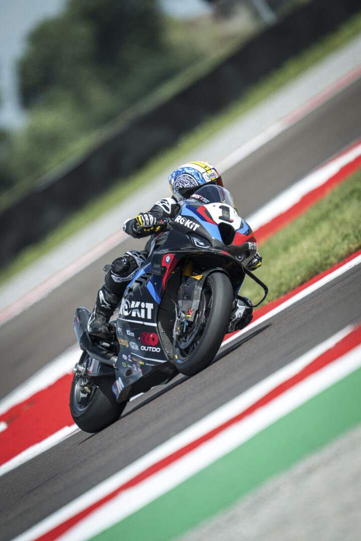 BMW WSBK Toprak Razgatlioglu Rokit BMW test track action