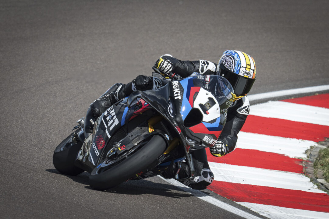 BMW WSBK Toprak Razgatlioglu Rokit BMW review test track action