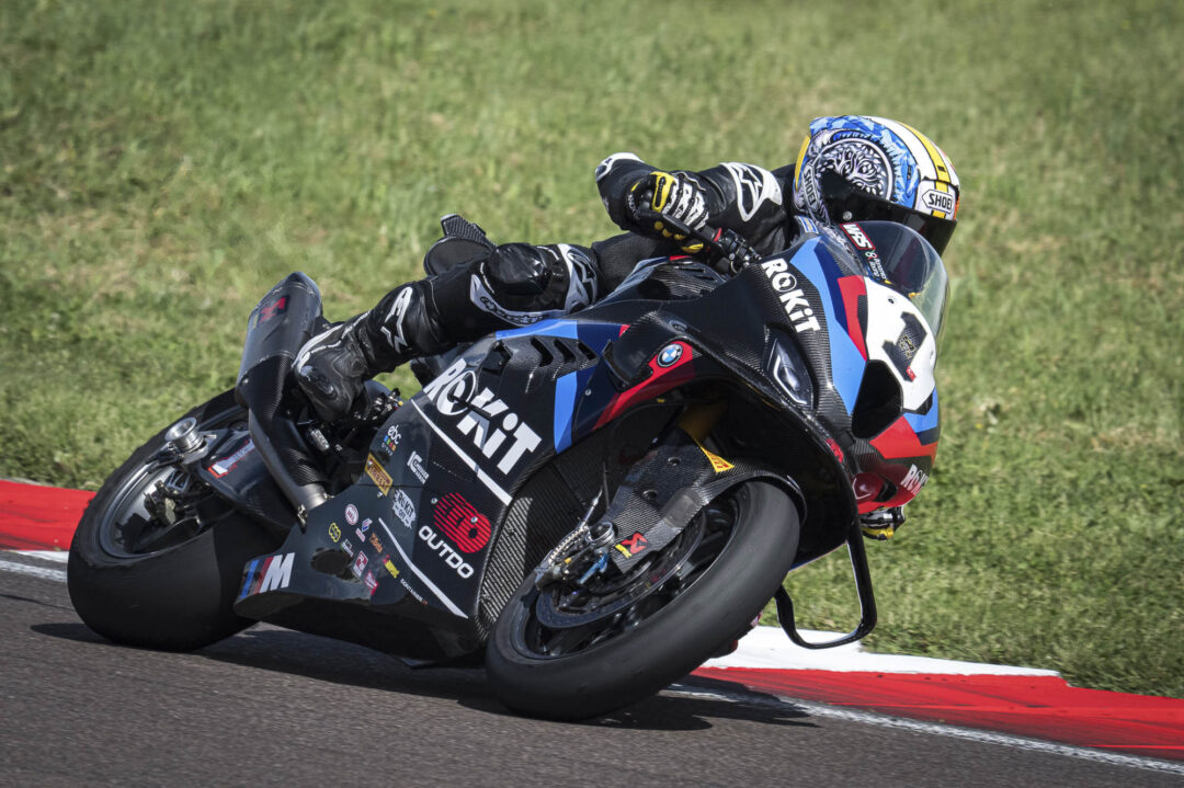 BMW WSBK Toprak Razgatlioglu Rokit BMW review test track action