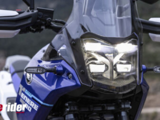 2025 Yamaha T&eacute;n&eacute;r&eacute; 700 headlight