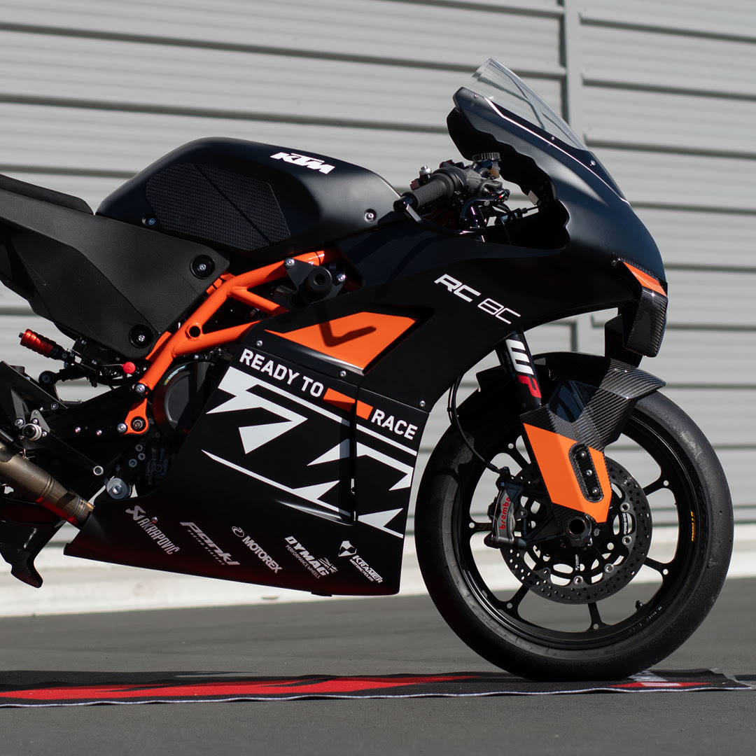 D6M KTM NZ RC8C NZSBK Suzuki International Series Supersport
