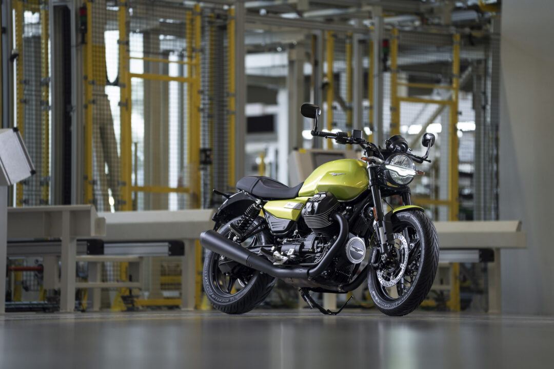 Moto Guzzi V7-Sport_2025