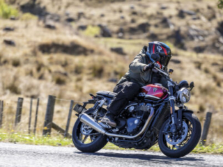 2025 Triumph Speed-Twin-1200 review