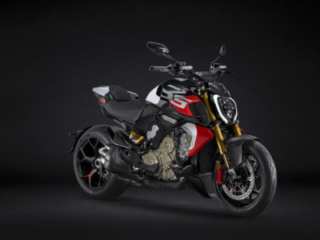 Ducati Diavel V4 RS and Multistrada V4 RS