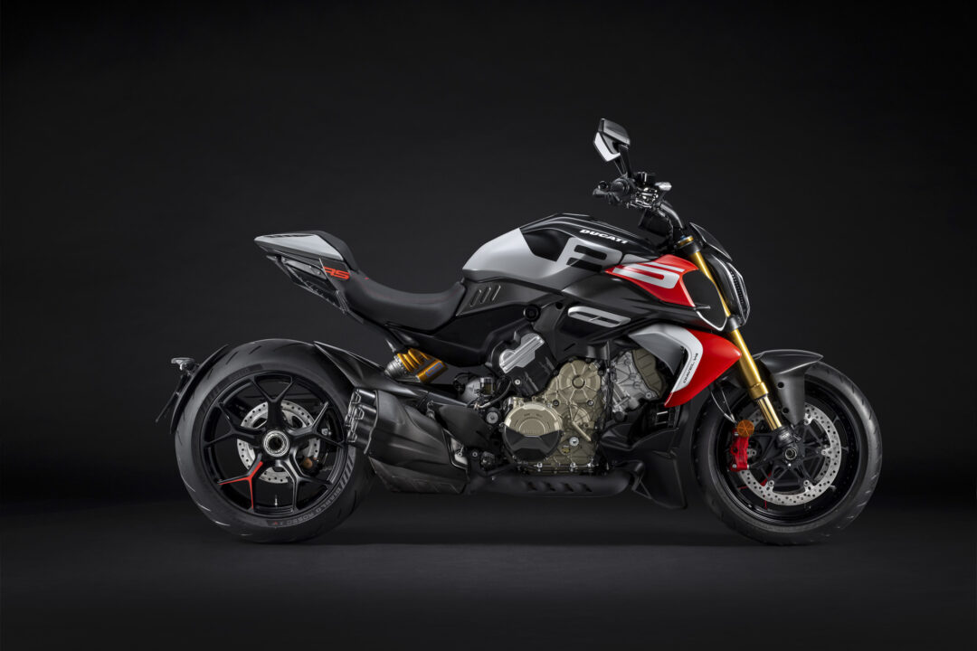Ducati Diavel V4 RS 