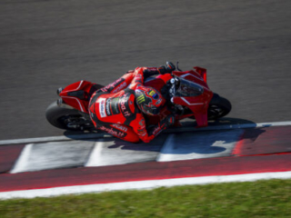 MY26_PANIGALE_V4R action track