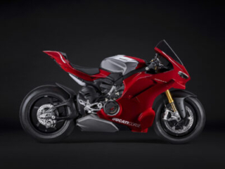 MY26_PANIGALE_V4R action studio